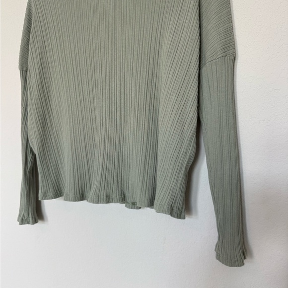Anthropologie Entro Ribbed Knit Blouse in Soft Green - Picture 3 of 6
